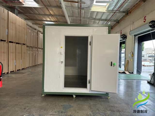 Caster-mounted Mobile Cold Rooms